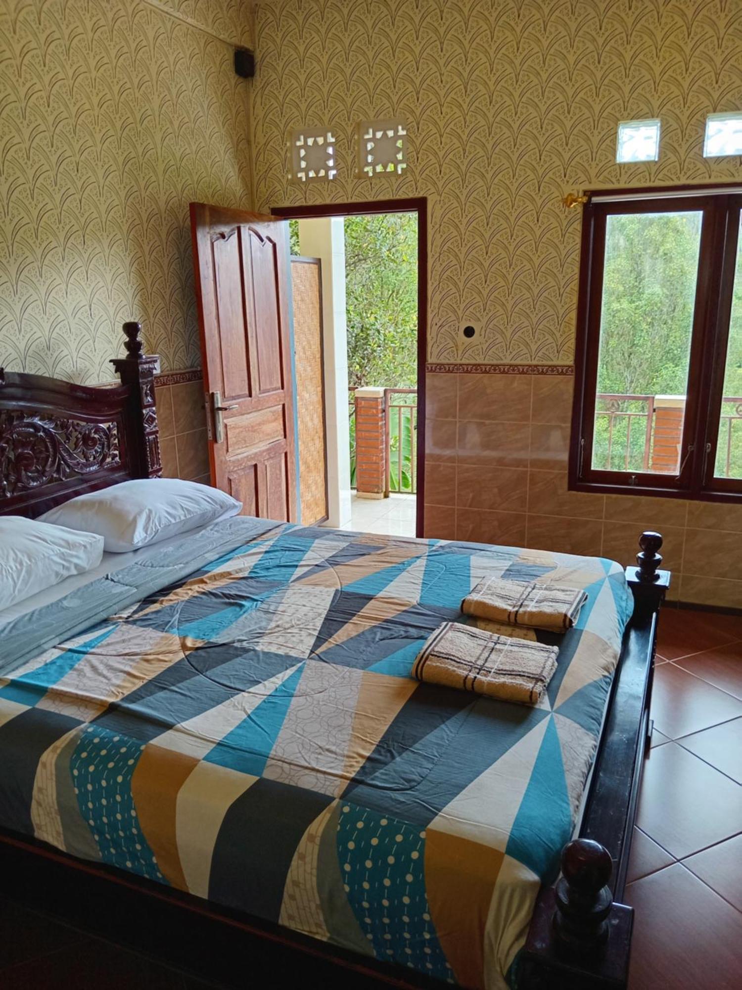 Kanaya Homestay & Warung Heaven Munduk  Exterior photo